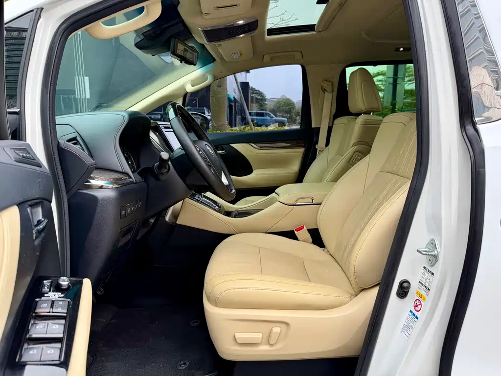 Toyota Alphard 2019 — фото 15