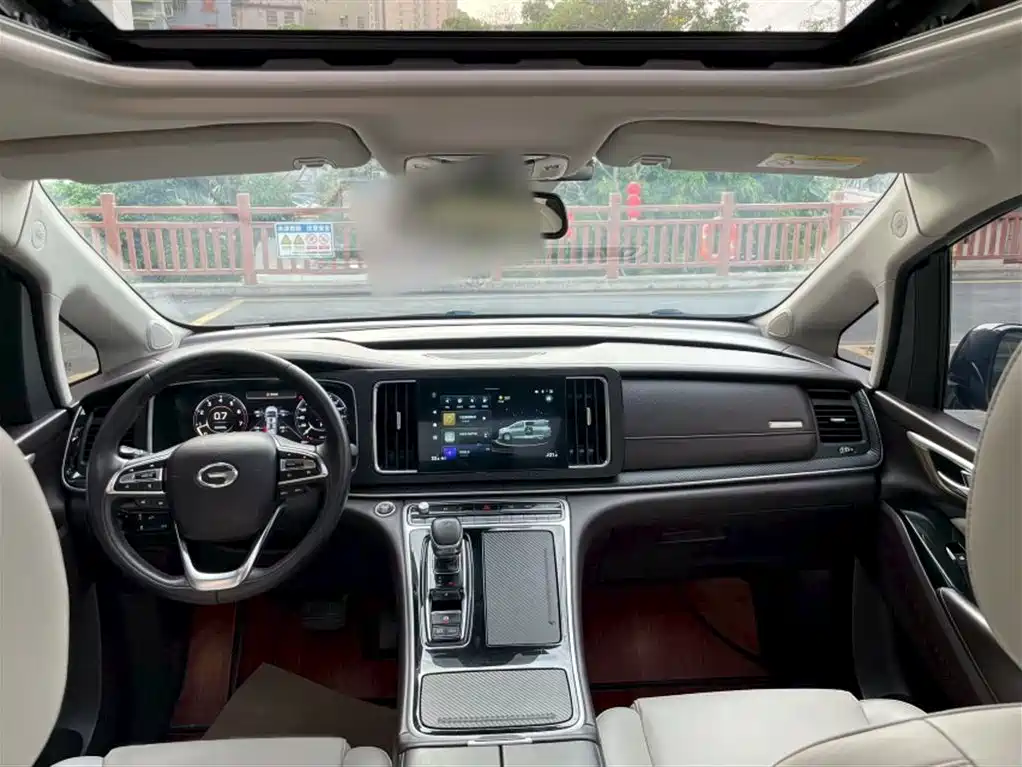 GAC Motor Trumpchi M8 2021 — фото 16