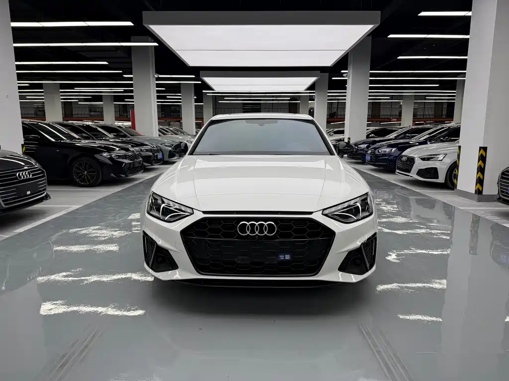 Audi A4L 2023