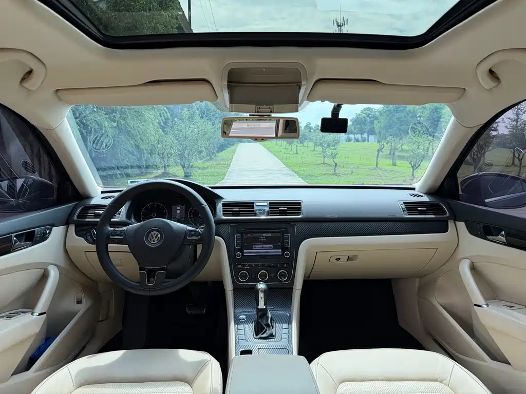 Volkswagen Passat 2014