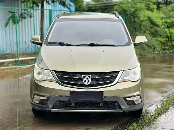 Baojun 730 2014
