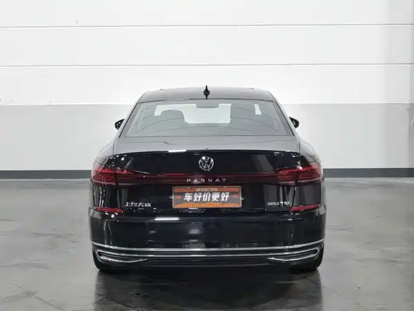 Volkswagen Passat 2024