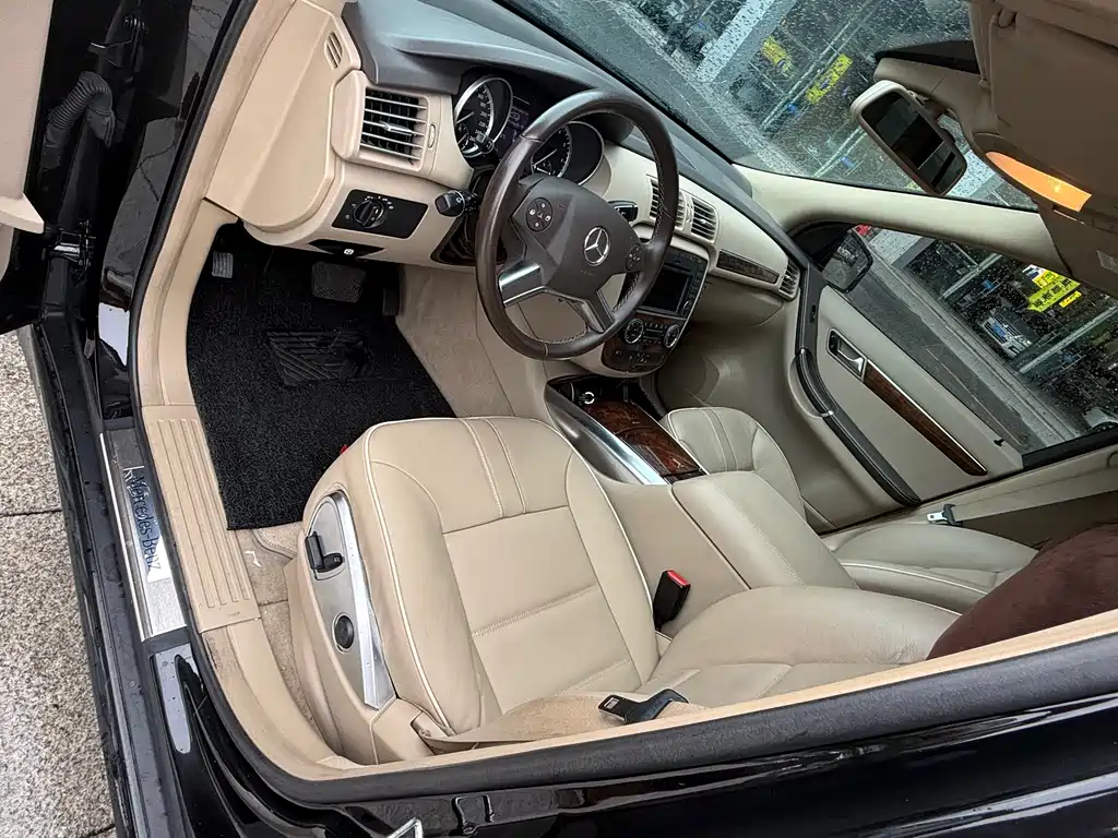Mercedes-Benz R-Class 2014