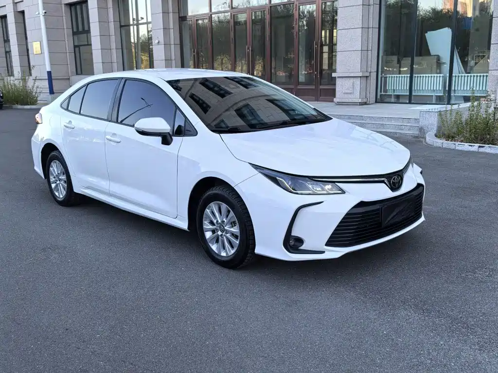 Toyota Corolla 2020 — фото 24