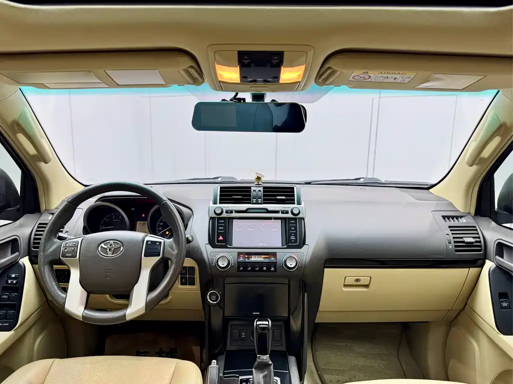 Toyota Prado 2017 — фото 21