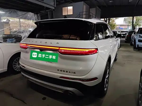 Lincoln Corsair 2021