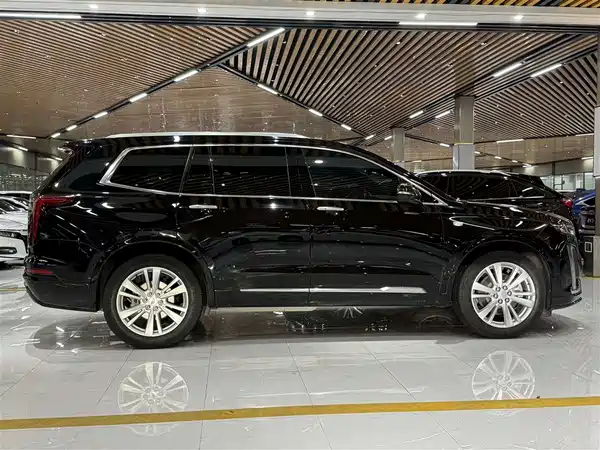 Cadillac XT6 2020