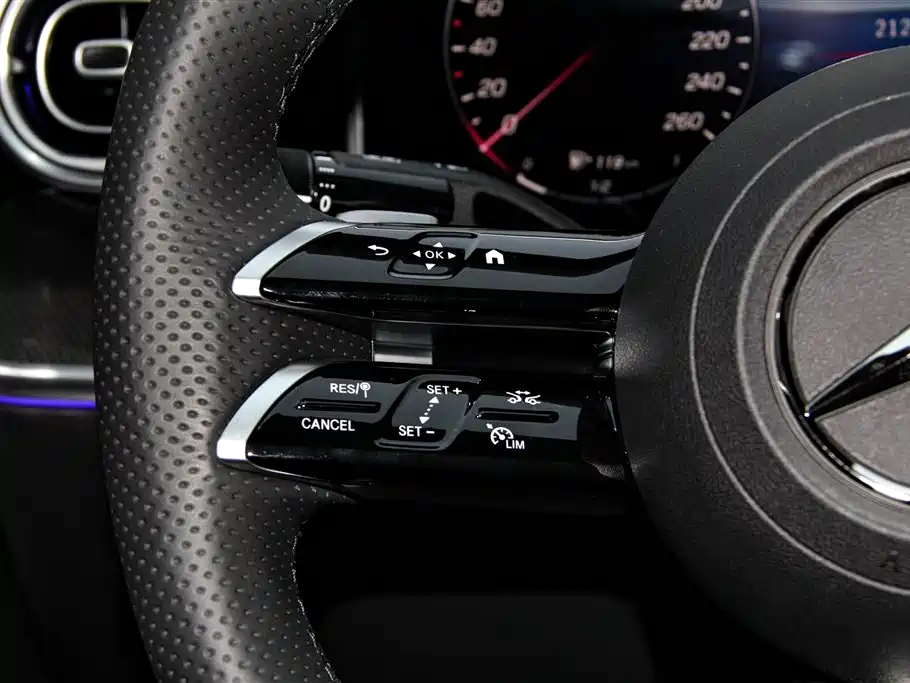 Mercedes-Benz C-Class 2026 — фото 27
