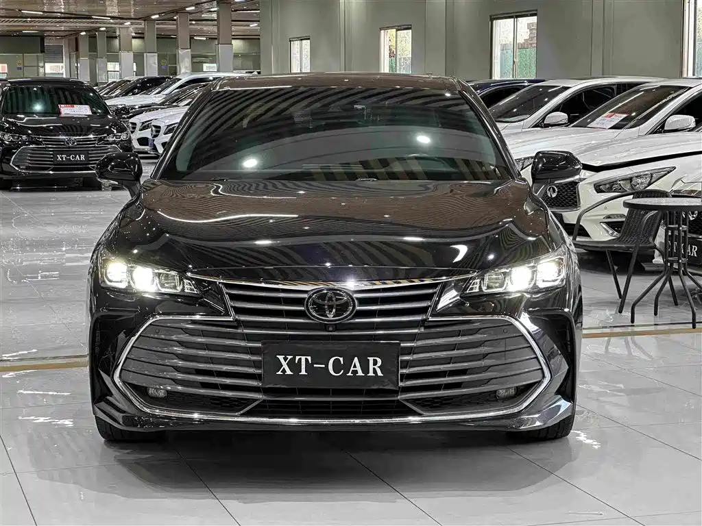 Toyota Avalon 2019 — фото 2