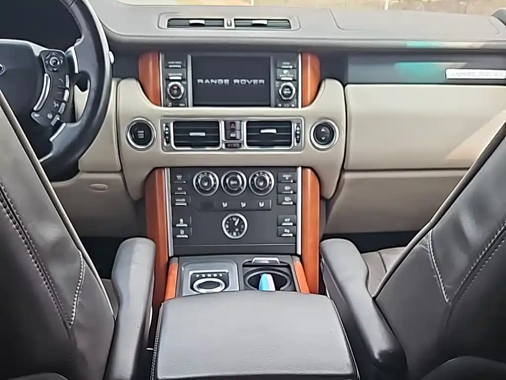 Land Rover Range Rover 2012 — фото 15