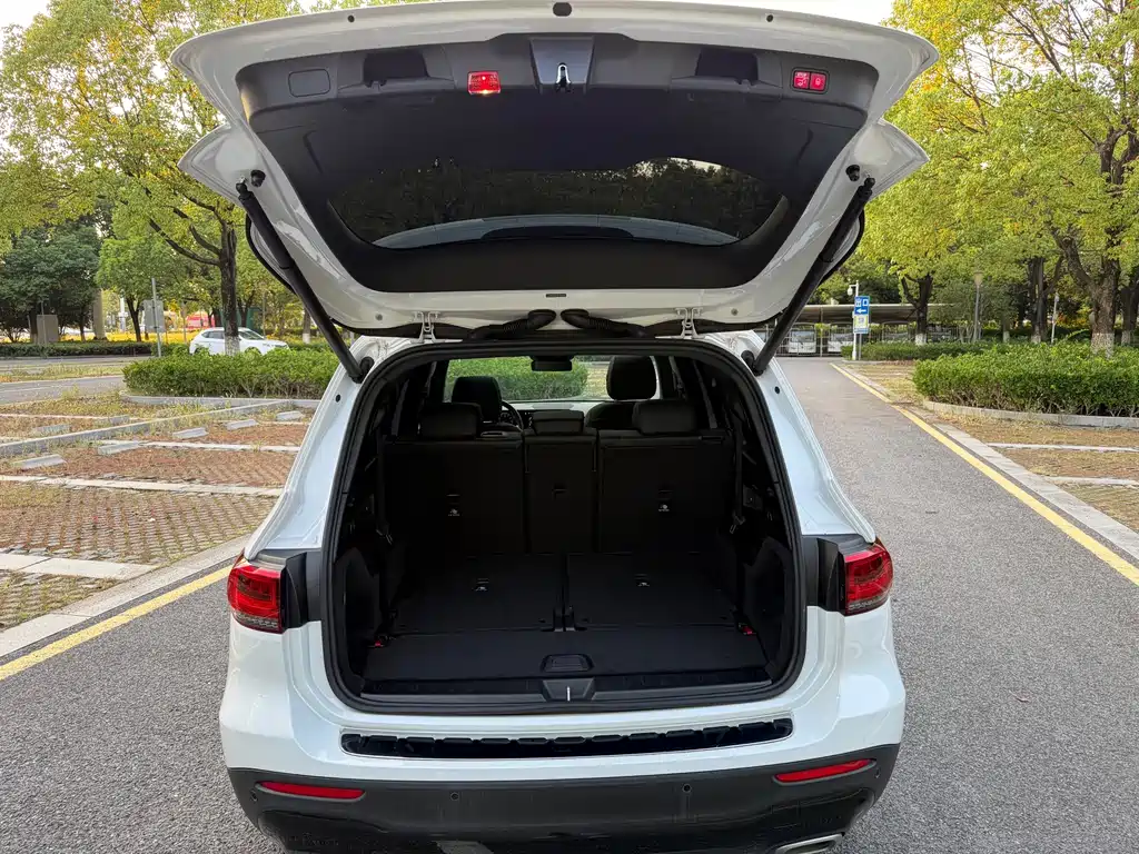 Mercedes-Benz GLB 2020 — фото 14