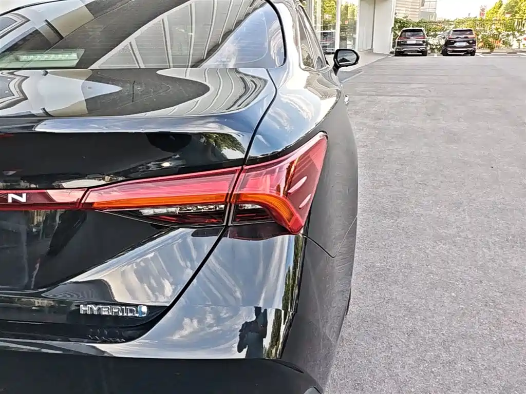 Toyota Avalon 2021 — фото 8