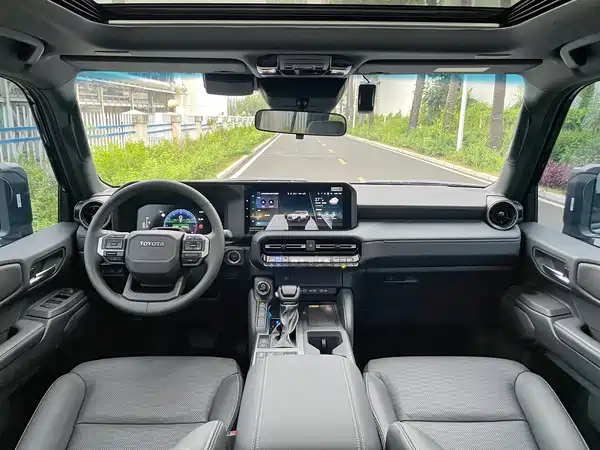 Toyota Prado 2024