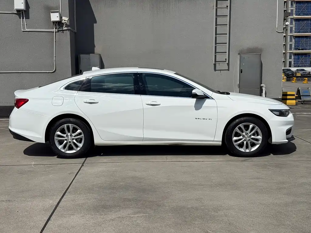 Chevrolet Malibu XL 2016 — фото 4