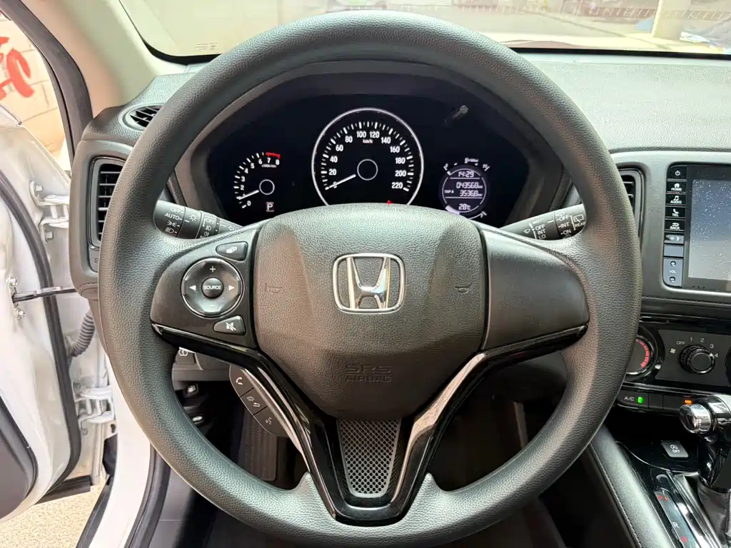 Honda Vezel 2020 — фото 11