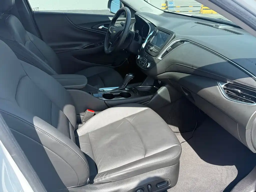 Chevrolet Malibu XL 2016 — фото 11