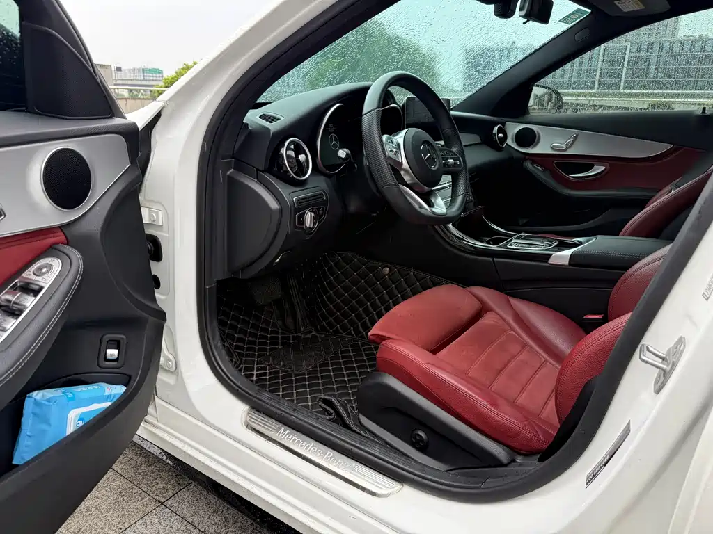 Mercedes-Benz C-Class 2020