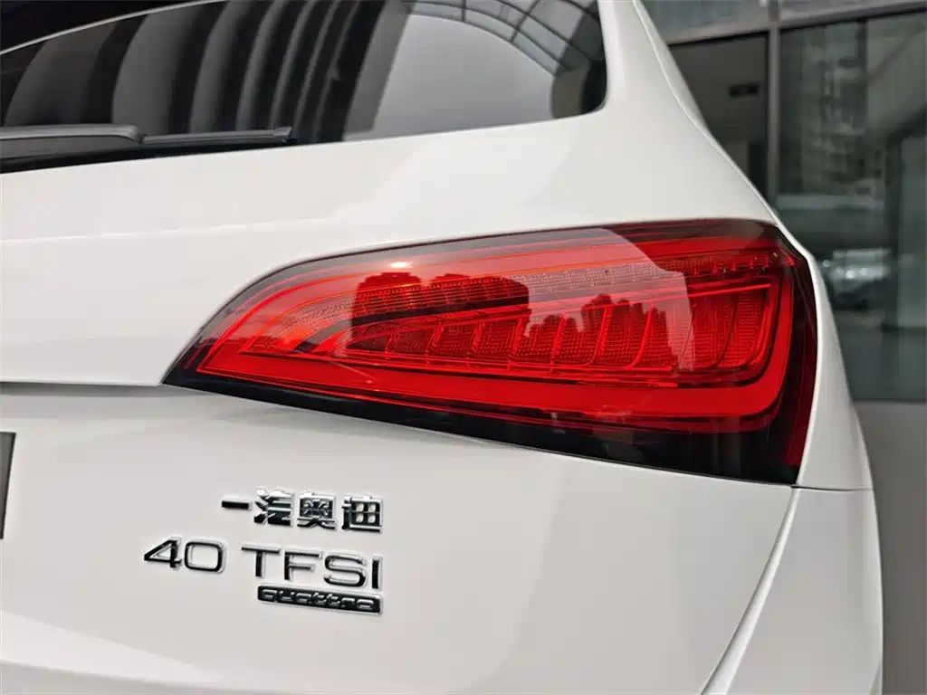 Audi Q5 2016 — фото 16