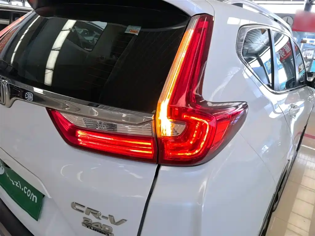 Honda CR-V 2019 — фото 8