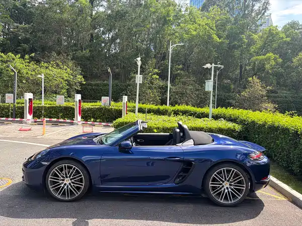 Porsche 718 2022