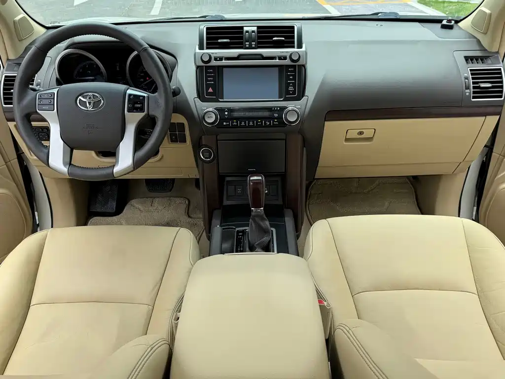 Toyota Prado 2017 — фото 6