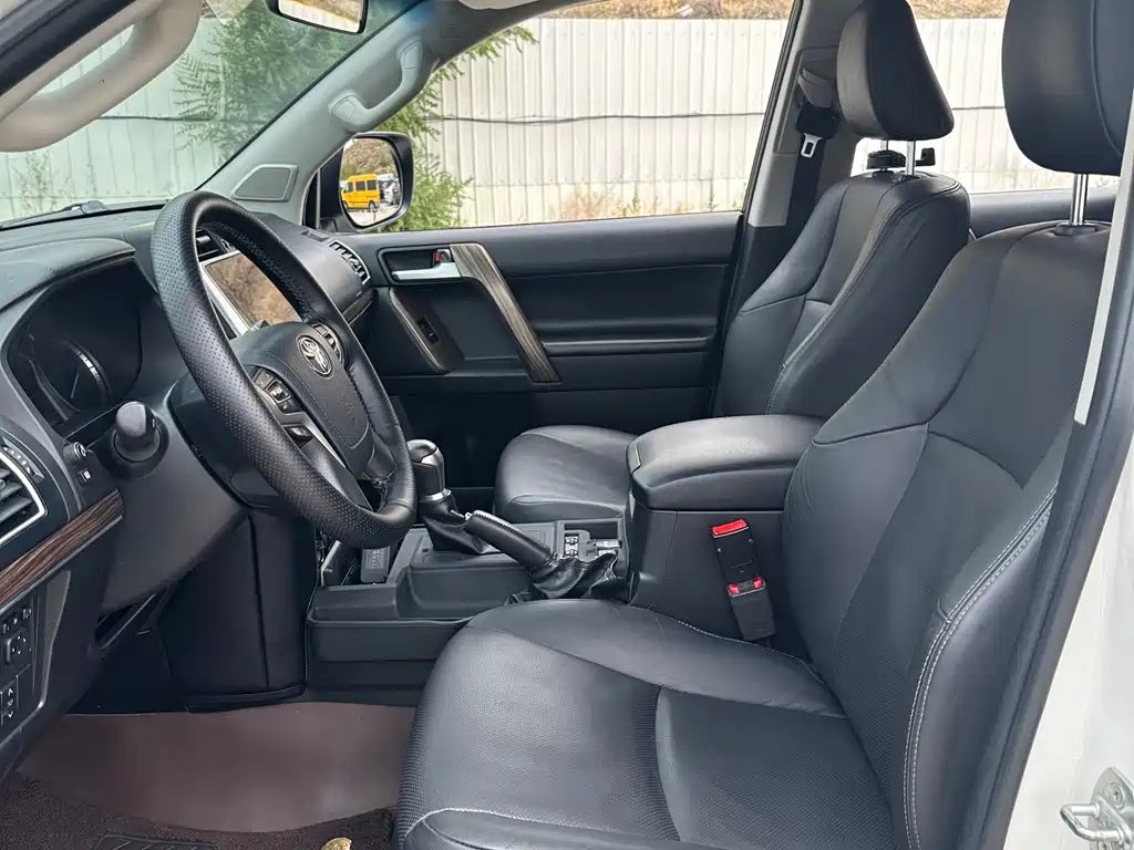 Toyota Prado 2020