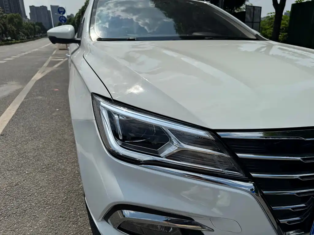 Roewe i5 2019 — фото 16