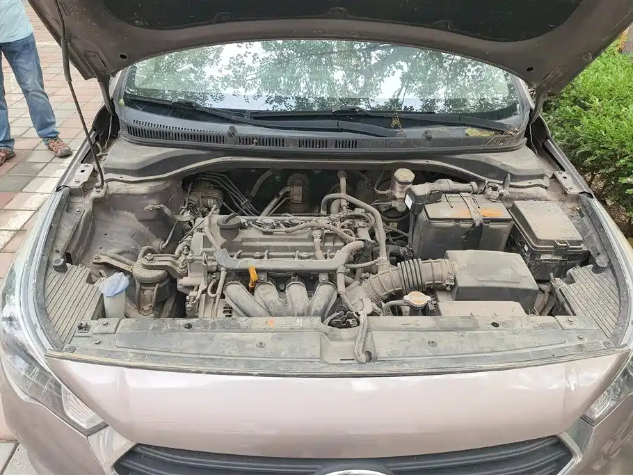 Hyundai Verna 2017 — фото 10