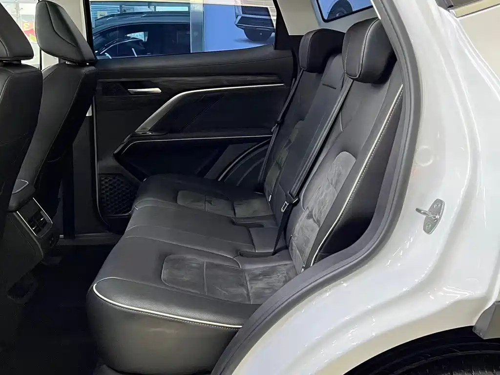 Haval H6 2023 — фото 13