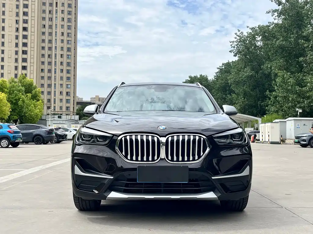 BMW X1 2021 — фото 2