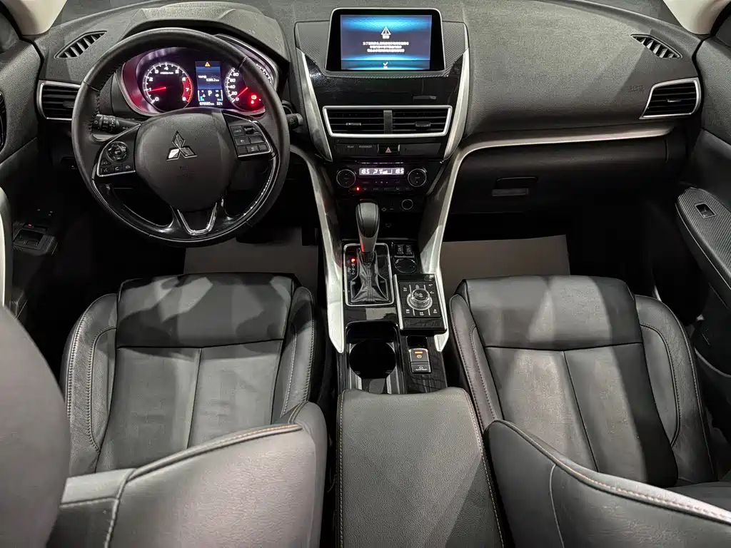 Mitsubishi Eclipse Cross 2019 — фото 13