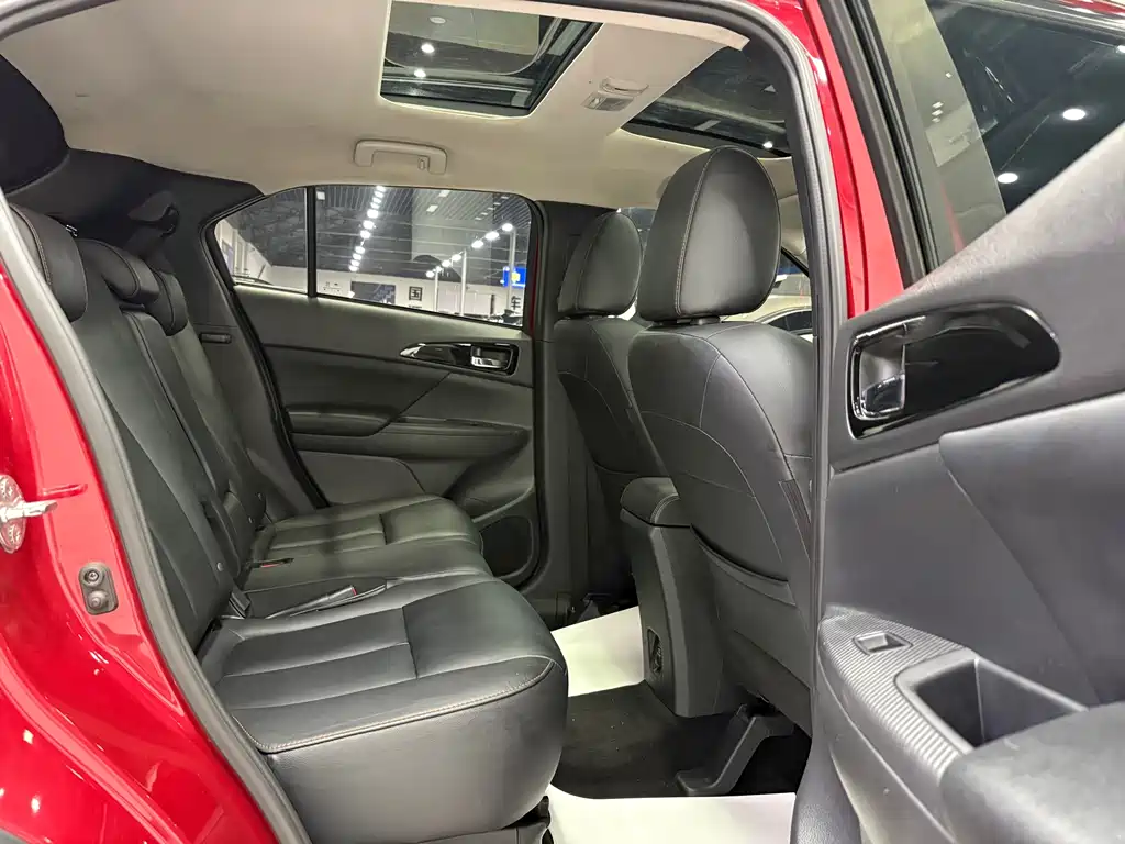 Mitsubishi Eclipse Cross 2019 — фото 17