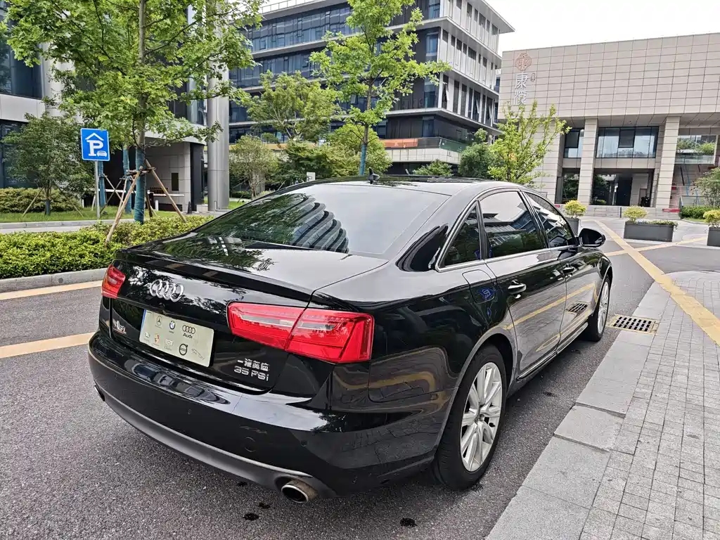 Audi A6L 2014 — фото 6
