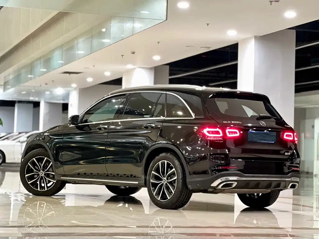 Mercedes-Benz GLC 2021 — фото 4