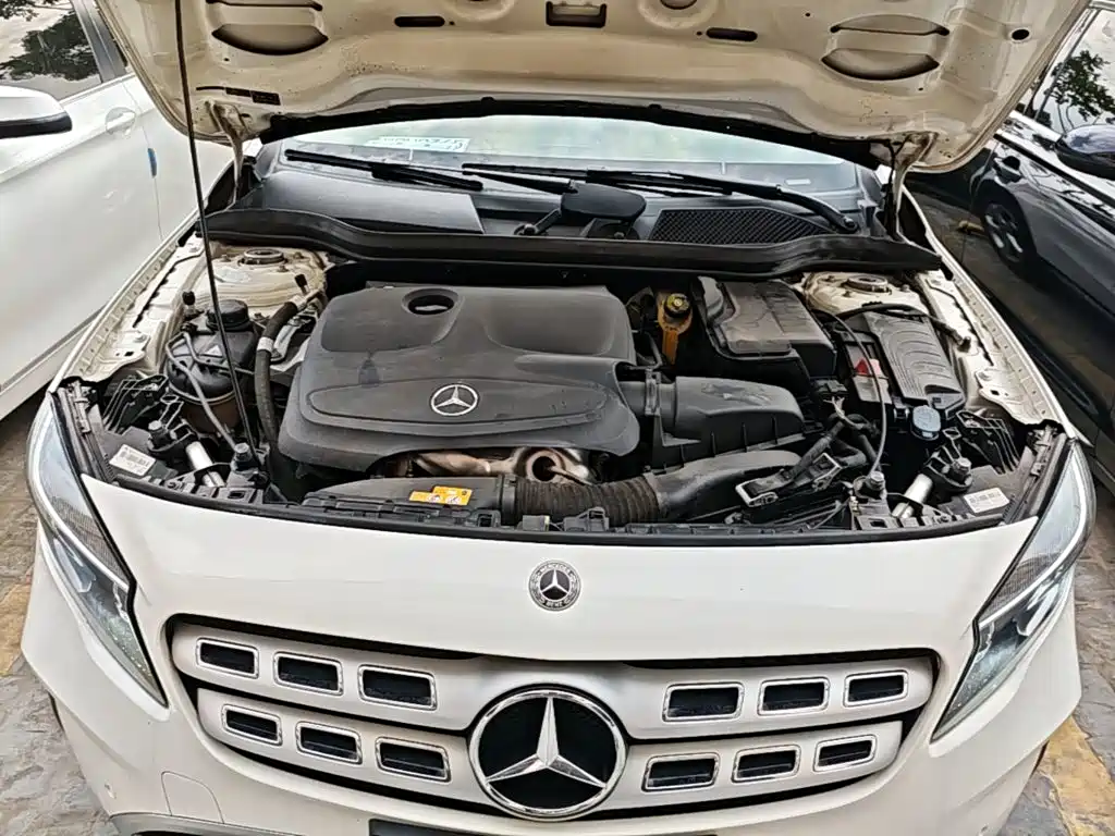 Mercedes-Benz GLA 2017 — фото 20