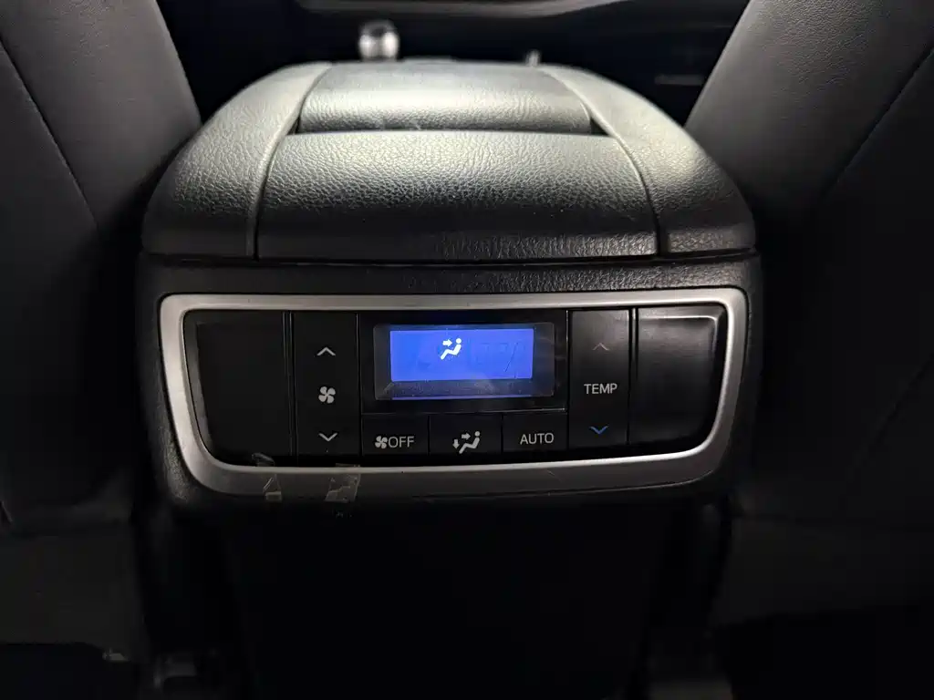 Toyota Highlander 2019 — фото 21