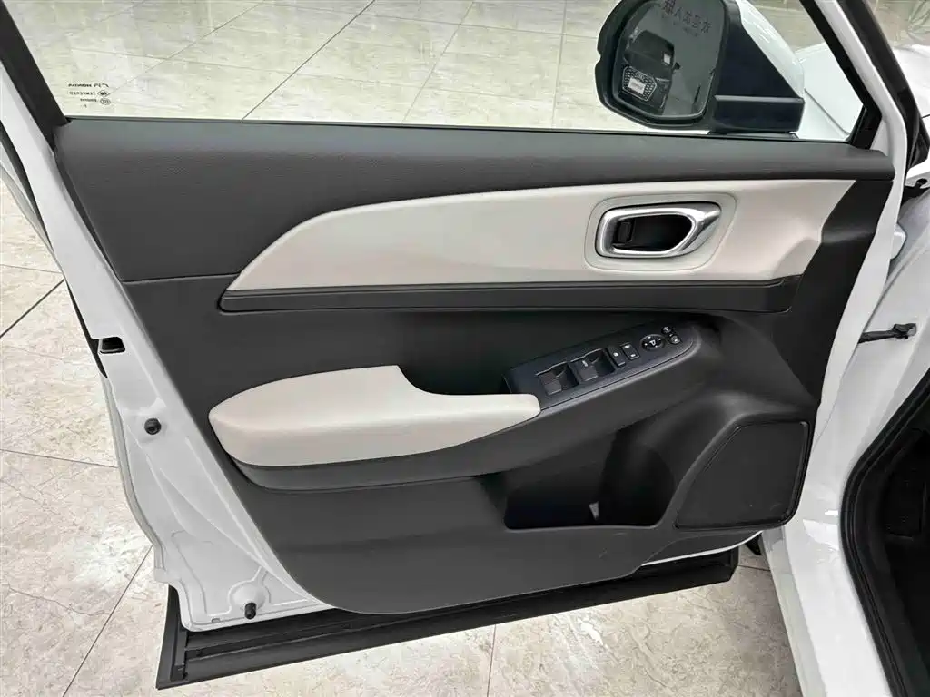 Honda Vezel 2022 — фото 11