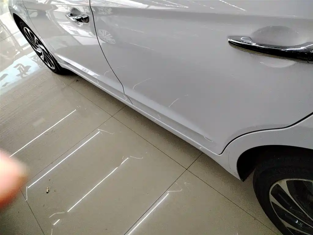 Hyundai Elantra 2019 — фото 21