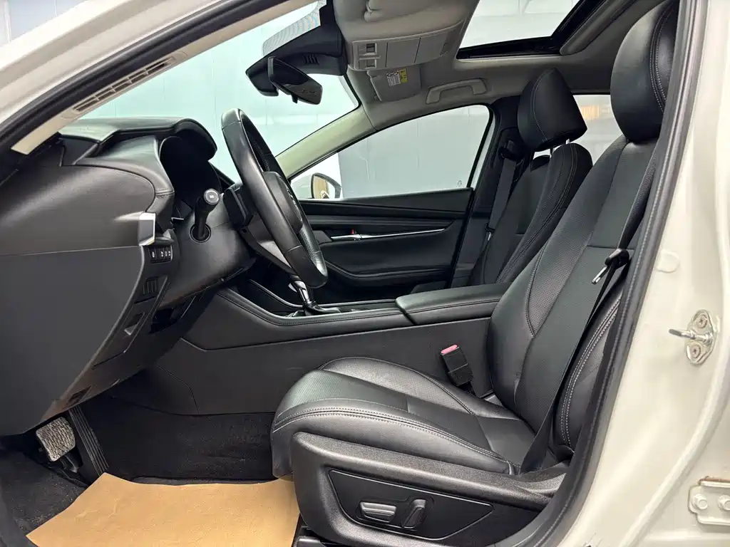 Mazda 3 Angkesela 2023