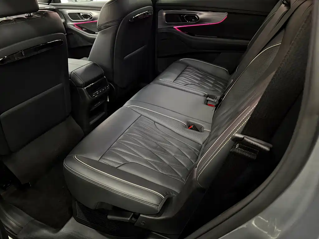 GAC Motor Trumpchi GS8 2022 — фото 14