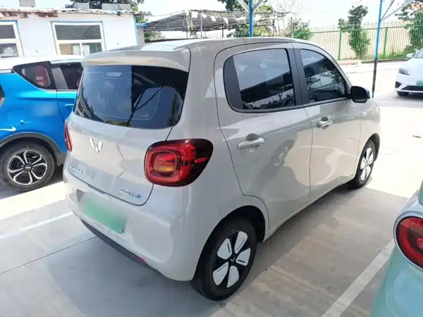 Wuling Hongguang MINIEV 2025