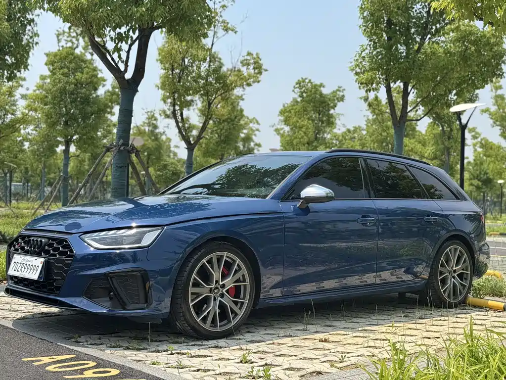 Audi S4 2025