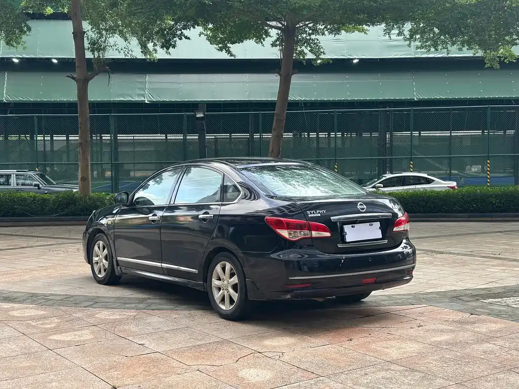 Nissan Sylphy 2014 — фото 11