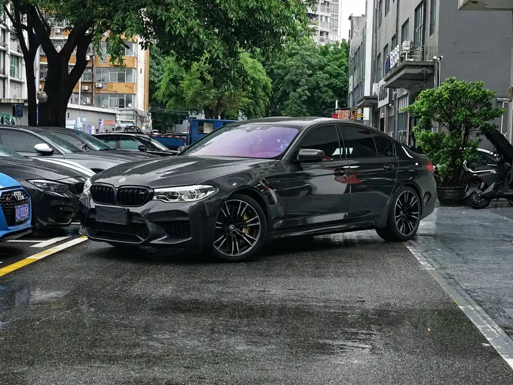BMW M5 2019