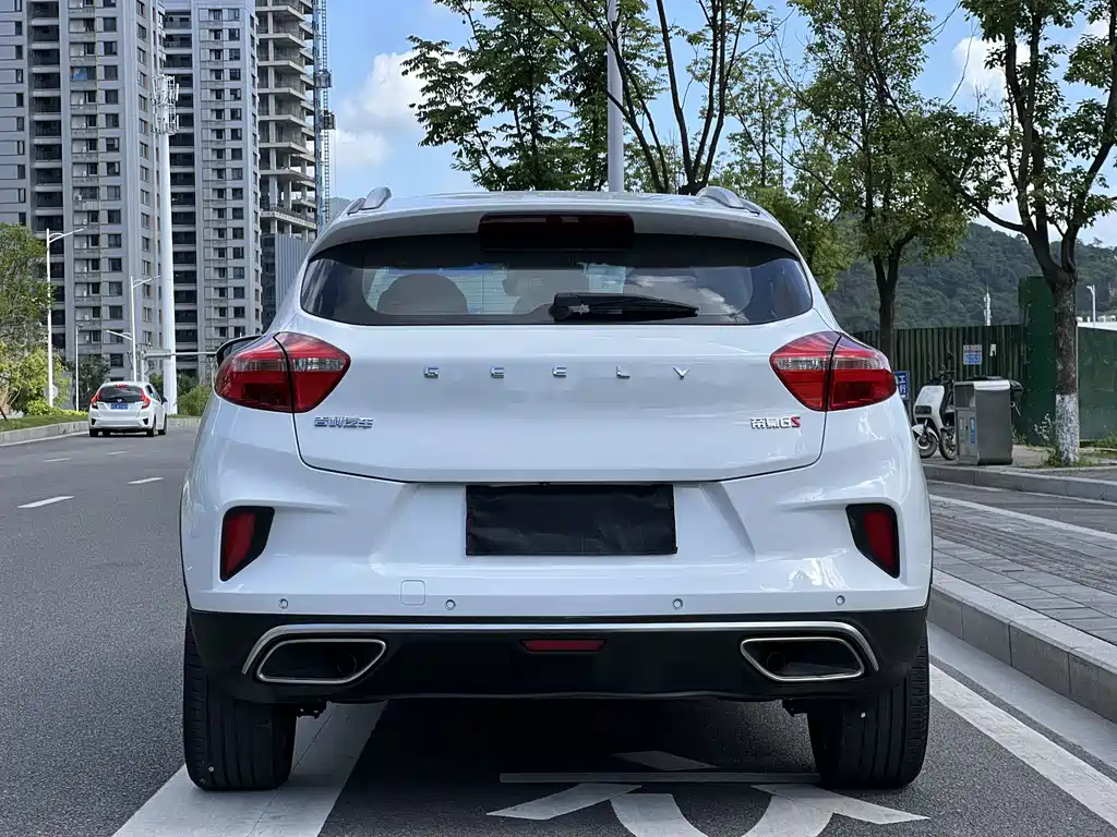 Geely Emgrand GS 2019 — фото 15