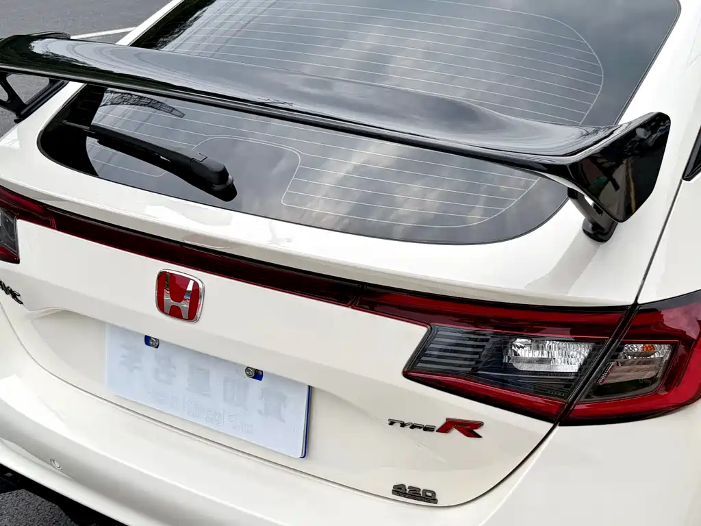 Honda Civic 2025 — фото 11