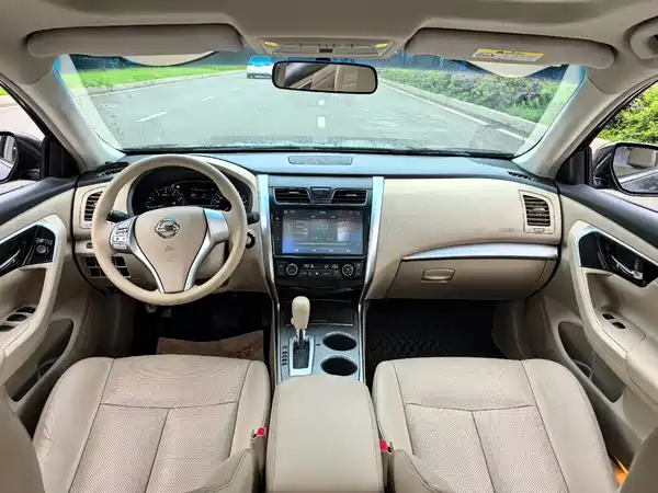 Nissan Teana 2016