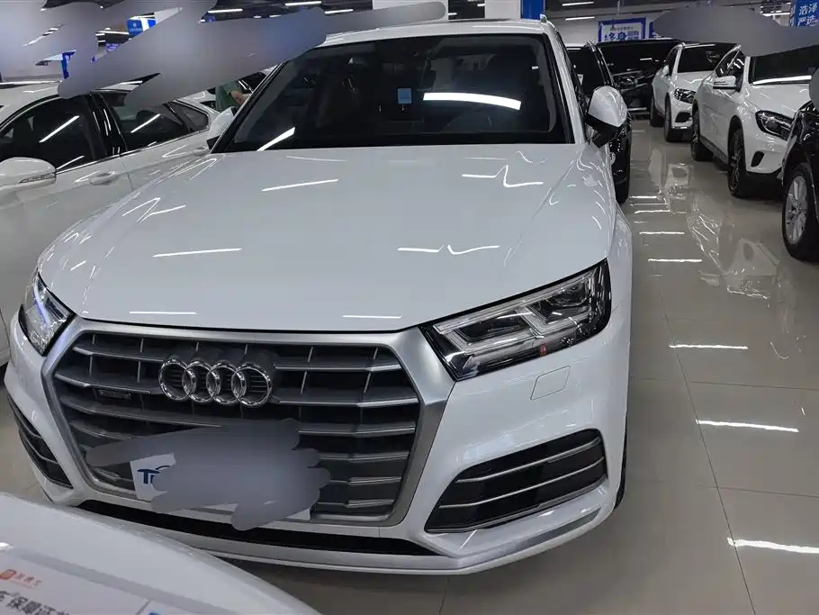 Audi Q5L 2021 — фото 2