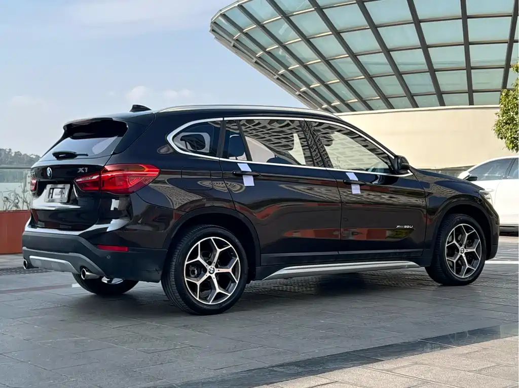 BMW X1 2018 — фото 6
