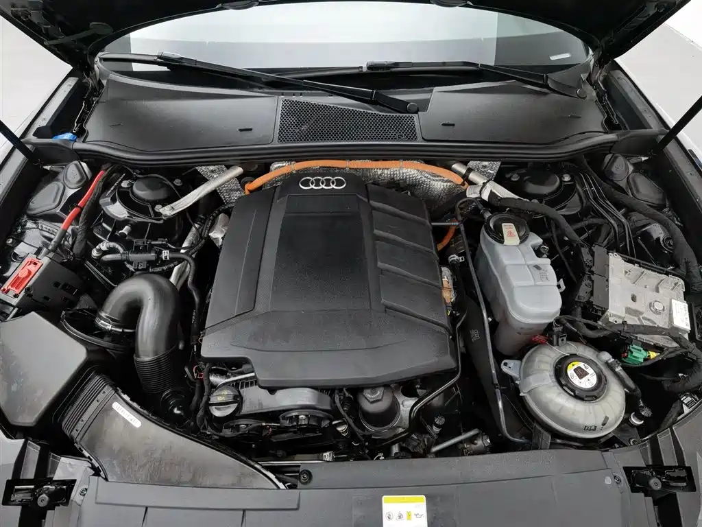 Audi A6L New Energy 2021 — фото 6